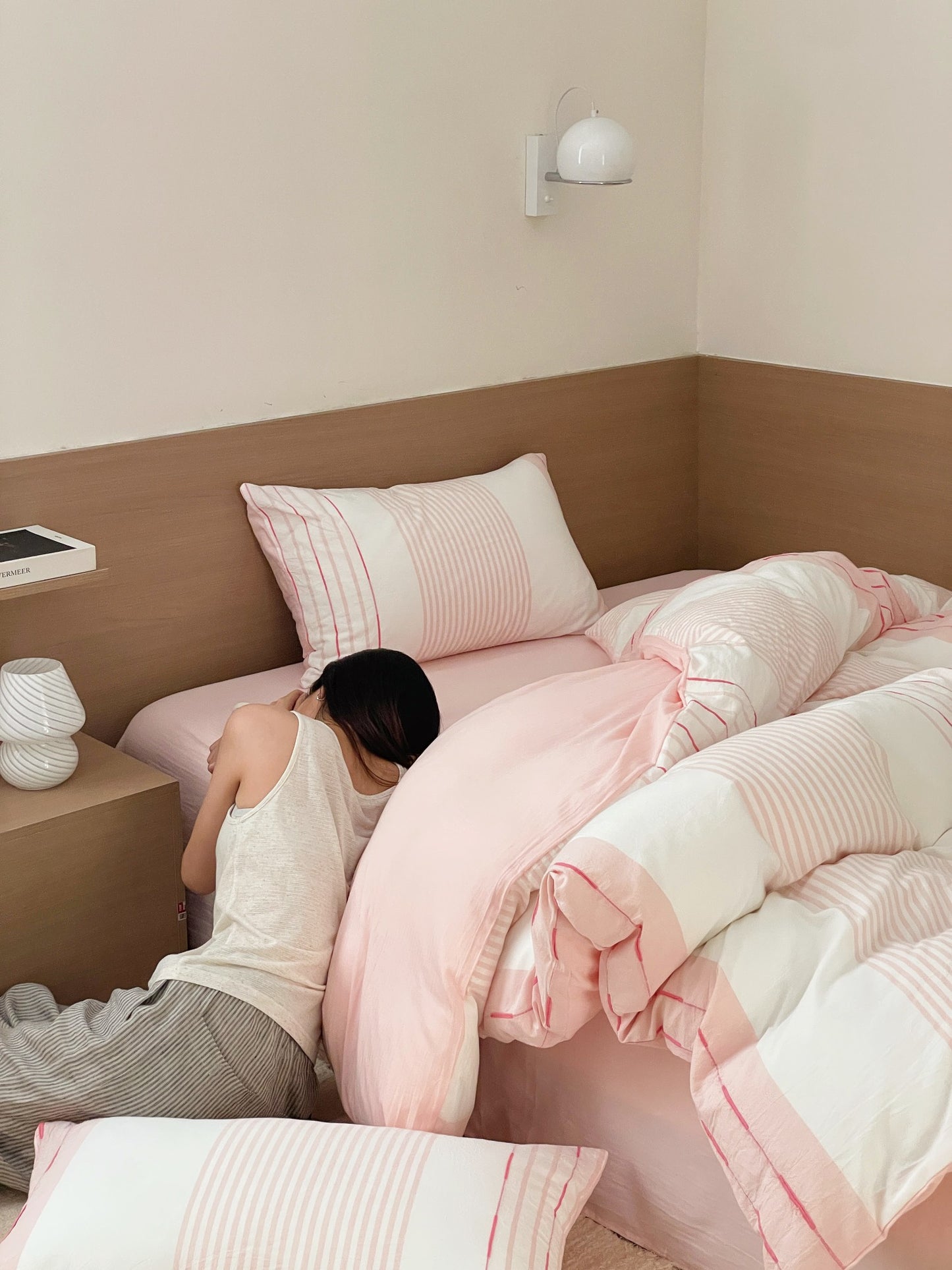 Luxury Reversible Pure Cotton Beddings - Pink Stripe