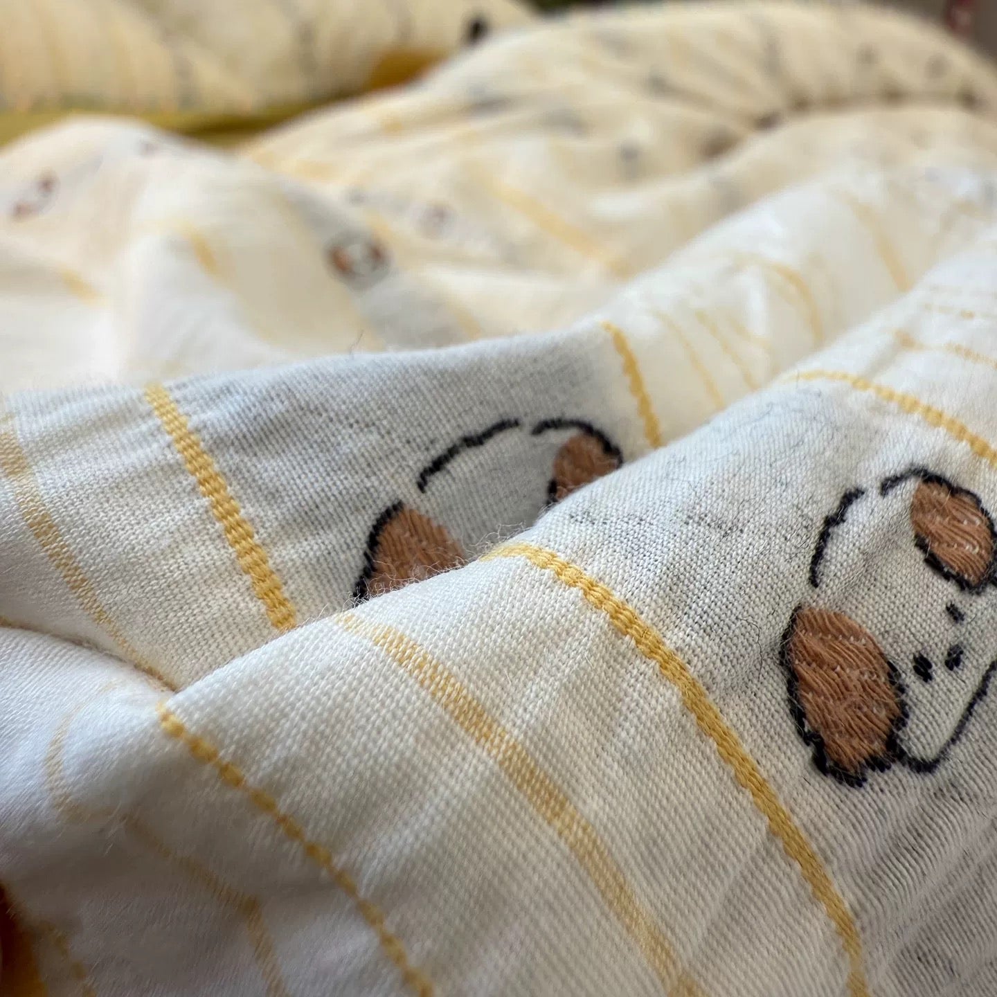 Pure Cotton Washed Jacquard Bedding Set - Cream Puppy