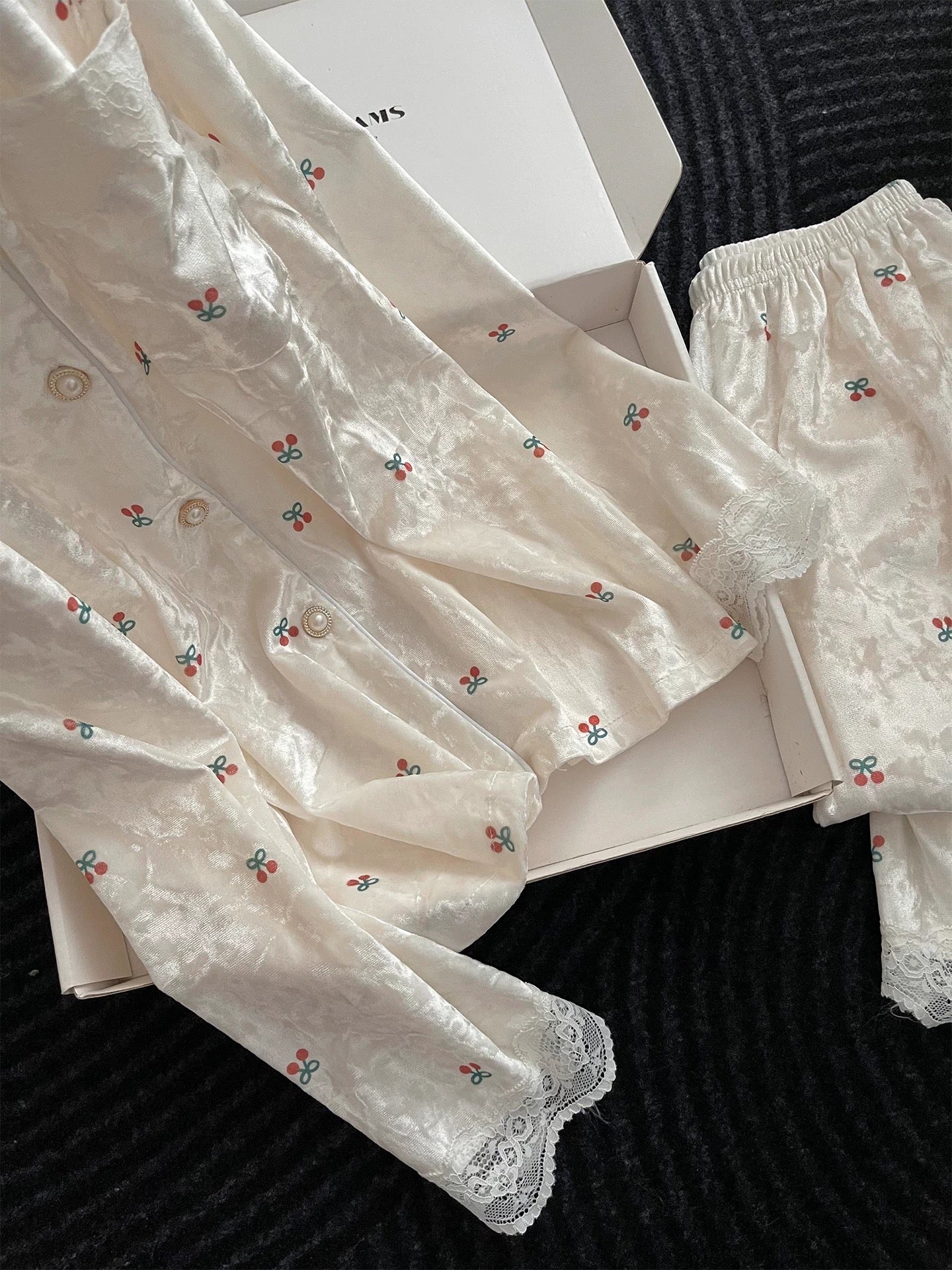 Cherry Print Polyester Pajama Set