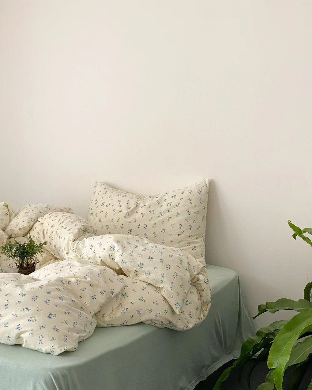Autumn & Winter Knit Cotton Bedding Set - Floral Garden