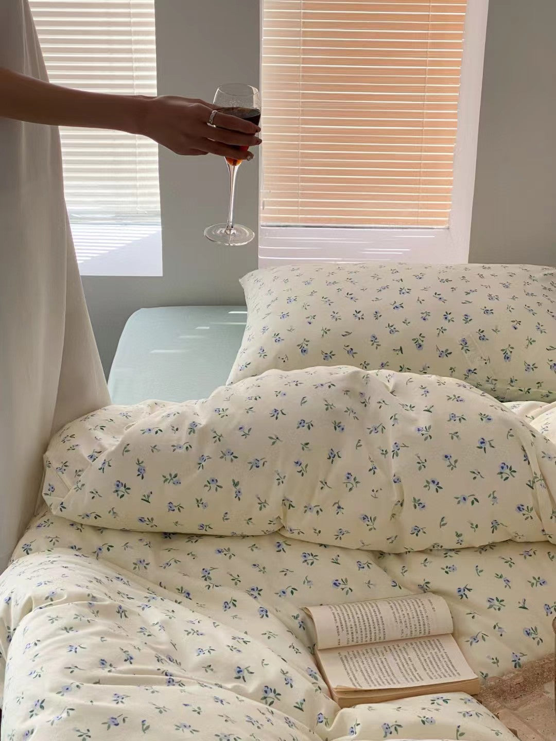 Autumn & Winter Knit Cotton Bedding Set - Floral Garden