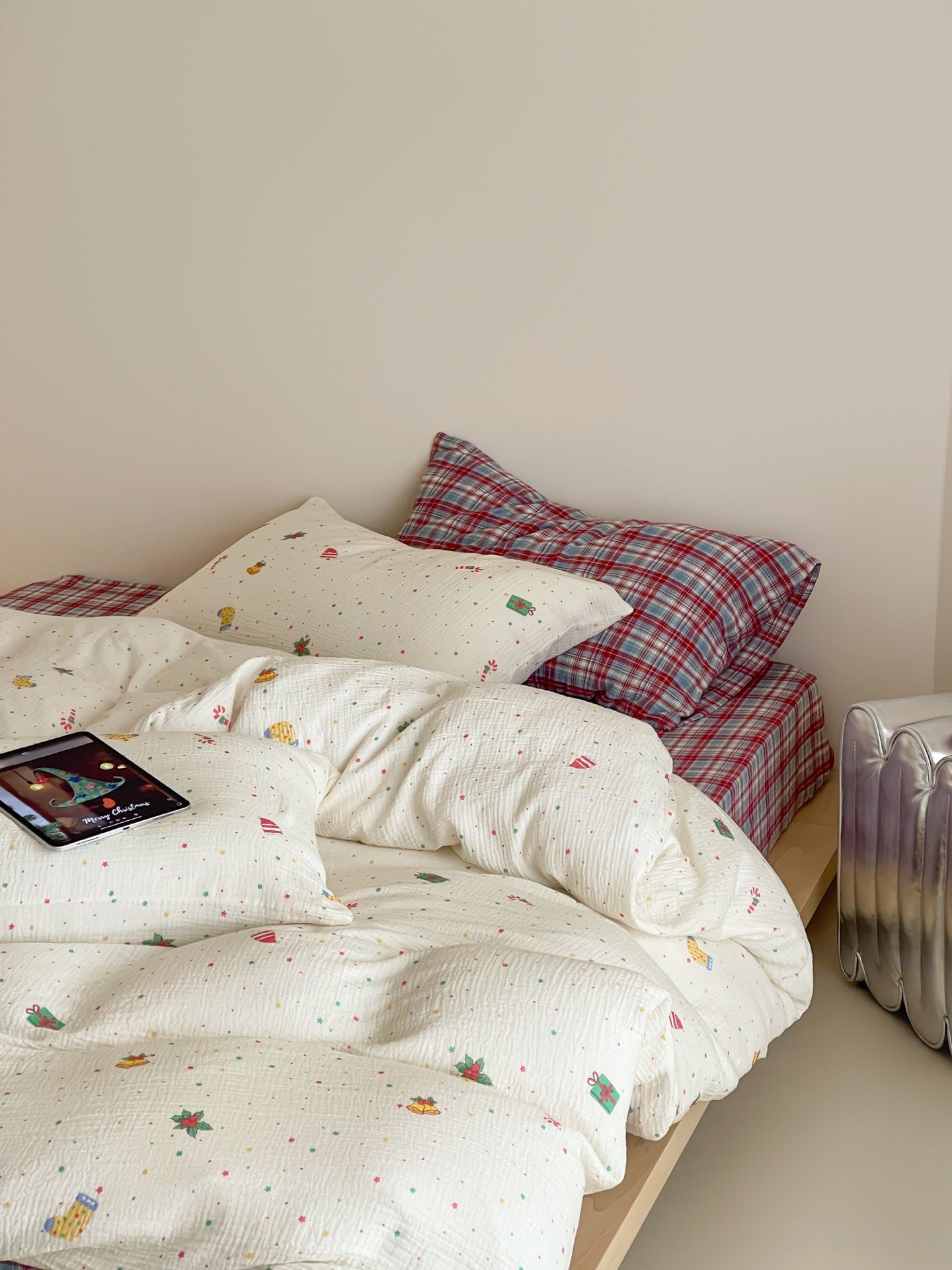 Christmas Party 100% Cotton Beddings