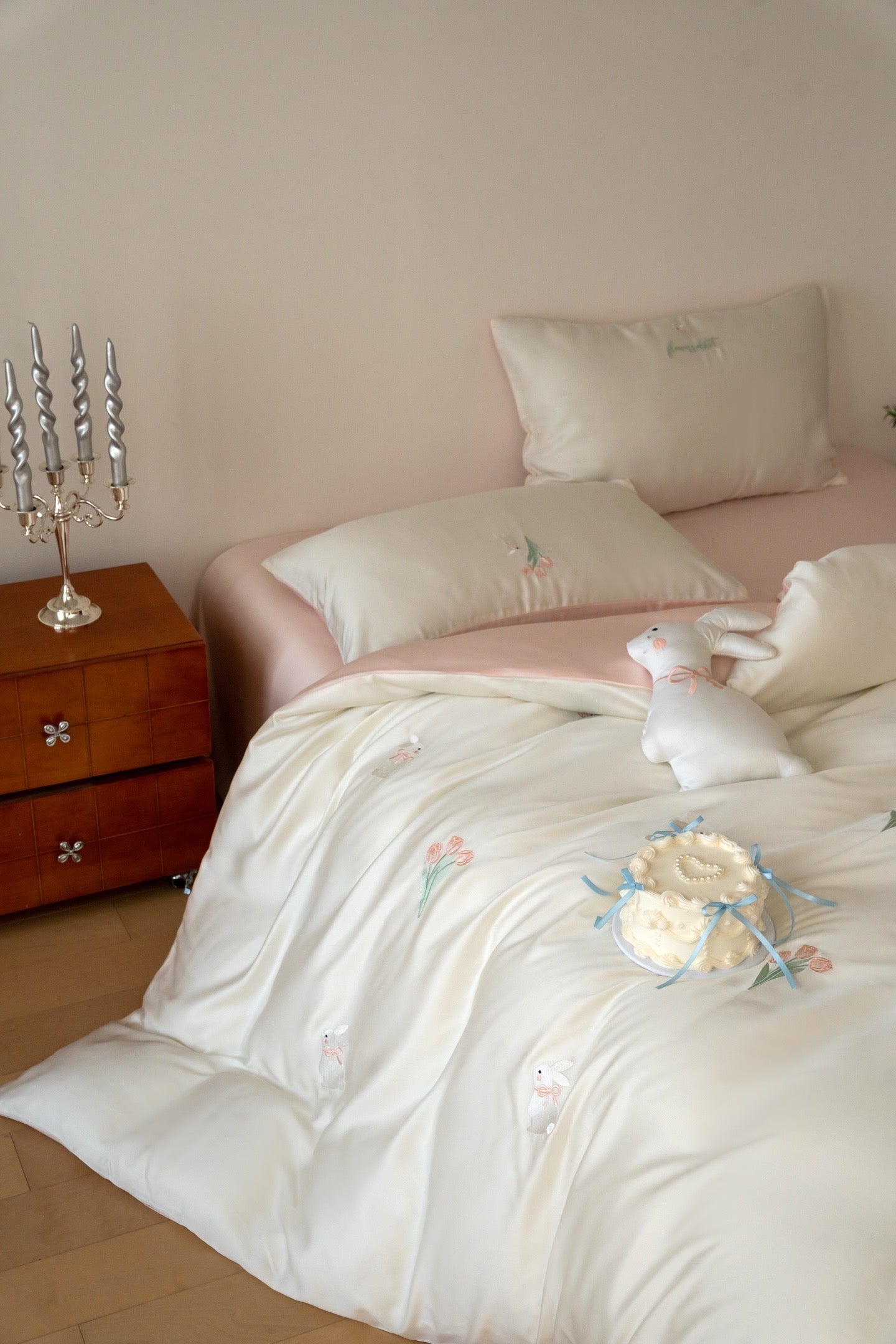 Silky Smooth Lyocell Bedding Set - Tulip